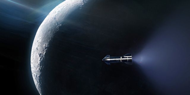 SpaceX roketi Ay ile çarpışma rotasına girdi