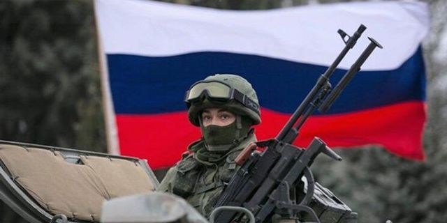 Ukrayna Savunma Bakanı: Sınırdaki Rus birlikleri çekilmedi