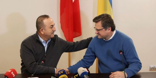 Çavuşoğlu, Ukraynalı mevkidaşıyla görüştü