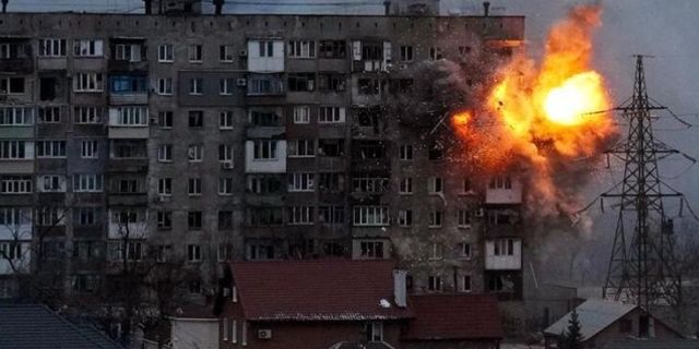 Rus güçlerinden Lviv'e füze saldırısı