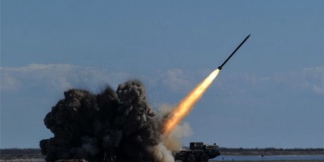 Rusya'dan Ukrayna'ya yüksek hassasiyetli füze saldırısı