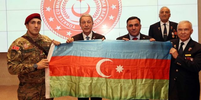Hulusi Akar, Azerbaycan Türkü gazilerle bir araya geldi