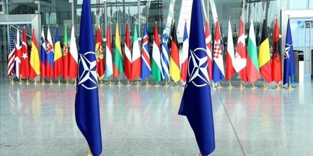 İsveç ve Finlandiya’nın NATO’ya üyelik süreci başladı