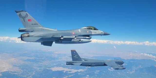 Türk F-16’ları Doğu Akdeniz’de NATO görevinde