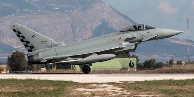 İtalya'da Eurofighter Typhoon kazası