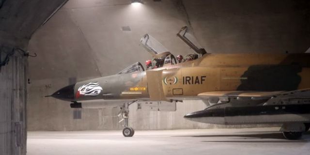 İran F-4 savaş uçaklarını yeraltı hava üssüne gizledi