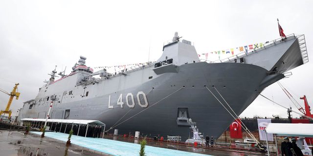 Akar: “Deniz Kuvvetlerimizin Amiral Gemisi, Donanmamızın Gözbebeği Olacak”