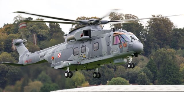Polonya'ya AW101 helikopteri teslimatı