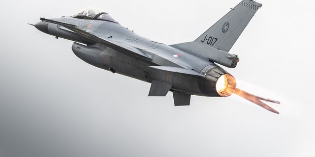 ABD'den Ukrayna'ya F-16 gönderilmesi onay