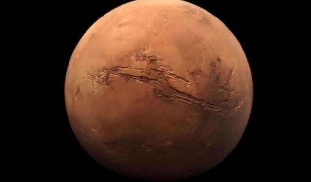 Ay ve Mars'ta mineral madenciliği yapılabilecek