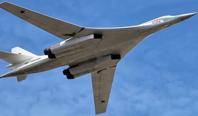 Rus Tu-160M uçağı uçuşa hazırlanıyor