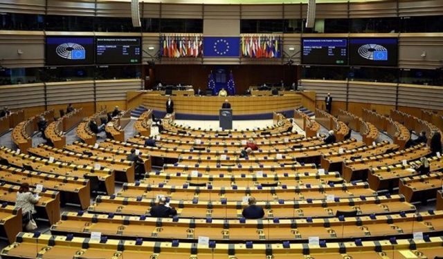 Avrupa Parlamentosu komitesi Frontex'in bütçesini onaylamadı