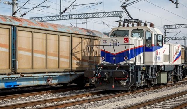 Yurt dışı tedarik sıkıntısı Türkiye'ye yerli lokomotif kazandırdı