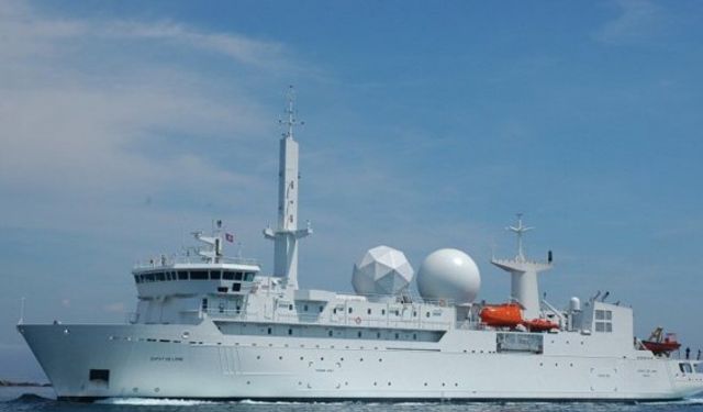 Rus Pasifik Filosu, Fransız keşif gemisinin Japon Denizi'ndeki eylemlerinden rahatsız