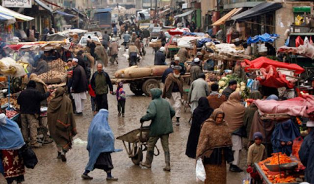 Almanya'dan Afganistan'a 100 milyon avroluk yardım