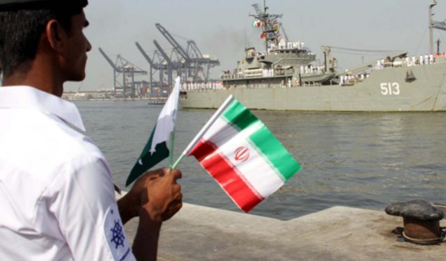 İran ve Pakistan deniz güvenliğini görüştü