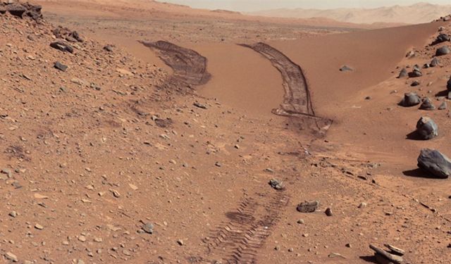 Mars toprağında karbon atomu bulundu