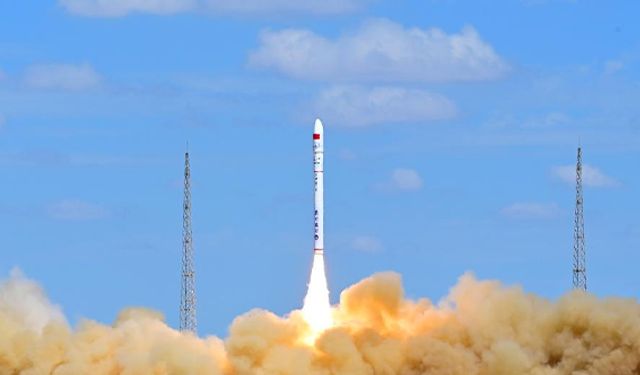 Çin'den Dünya yörüngesine 3 yeni uydu daha