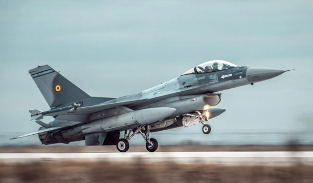Norveç, Romanya ile 32 adet F-16 için el sıkıştı