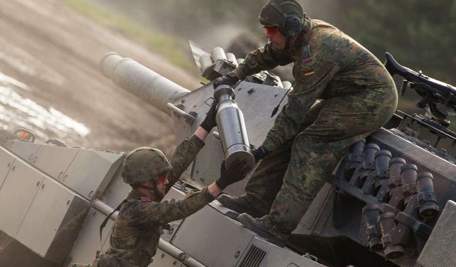 Alman ordusundan daha fazla tank mühimmatı siparişi